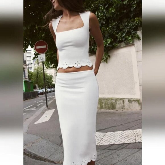 ZARA EMBROIDERED STRETCH KNIT SKIRT